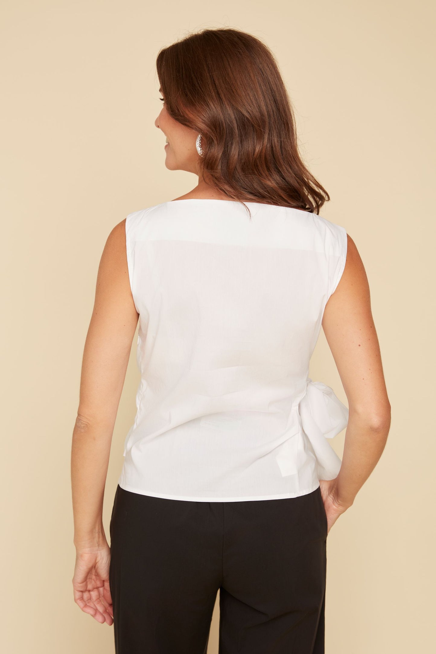 Sleeveless Boat Neck Top