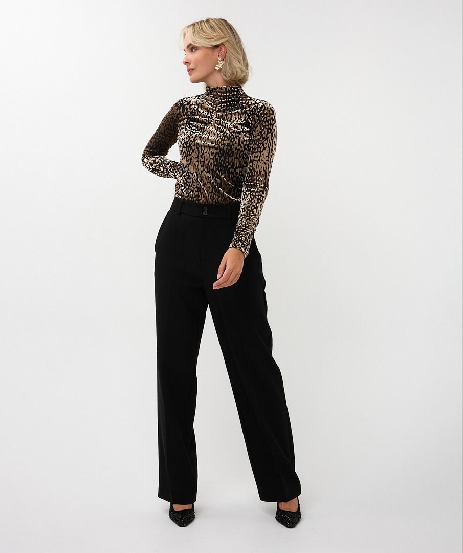 Gathered Burnout Top