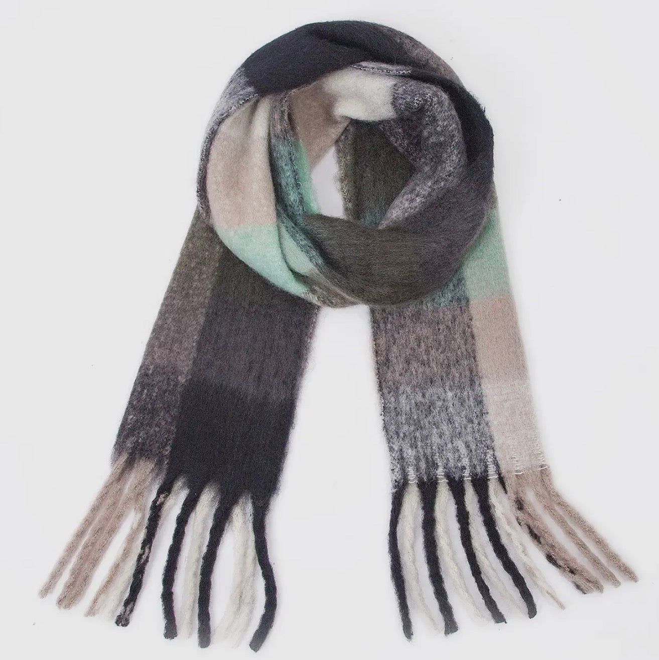 Chunky Plaid Fringe Scarf