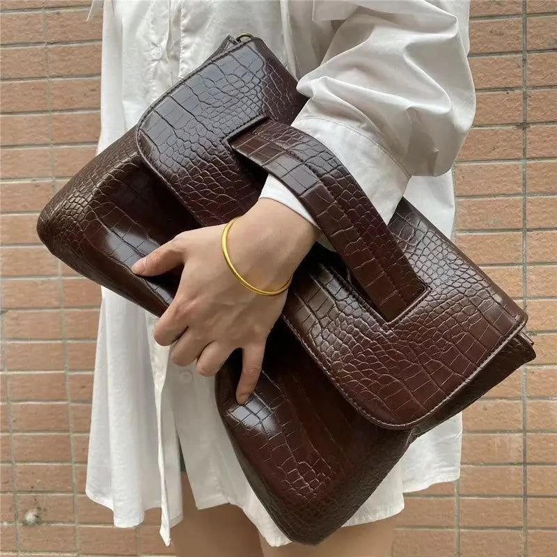 Crocodile Print Cluch With Wrist Strap
