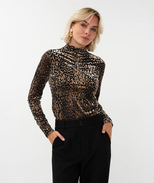 Gathered Burnout Top