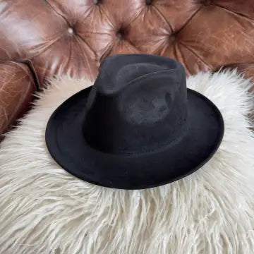 Stiff Short Brim Rancher in Suede Hat